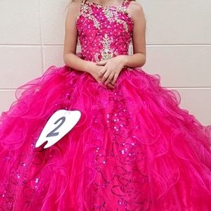Pink pageant gown size 6 (girl)